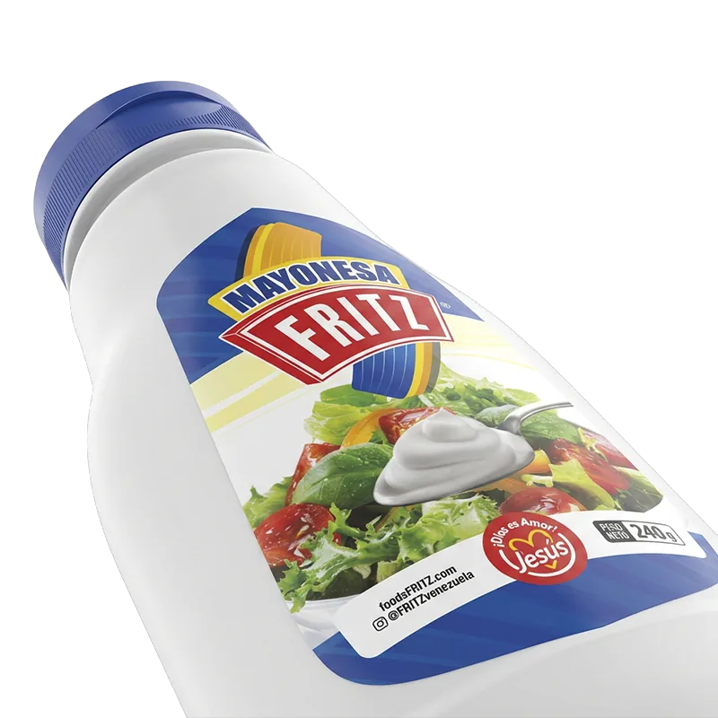 Mayonesa Fritz 240 g en botella PET, recortado sobre fondo transparente