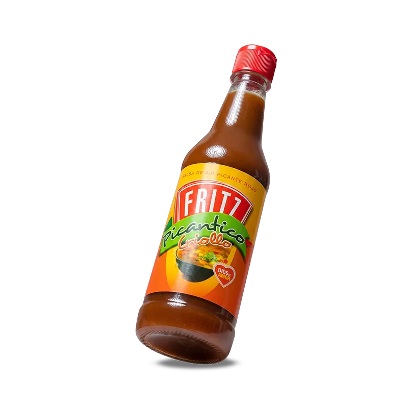 Botella de Salsa Picantico Criollo de Fritz de 310 gramos inclinada sobre fondo blanco
