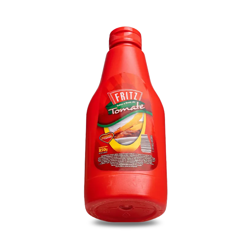 Botella de Salsa a Base de Tomate de Fritz de 850 gramos inclinada sobre fondo blanco