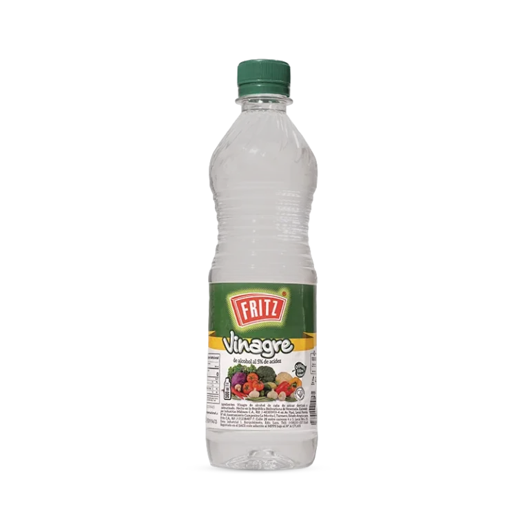 Vinagre Fritz 500 ml en botella, recortado sobre fondo transparente